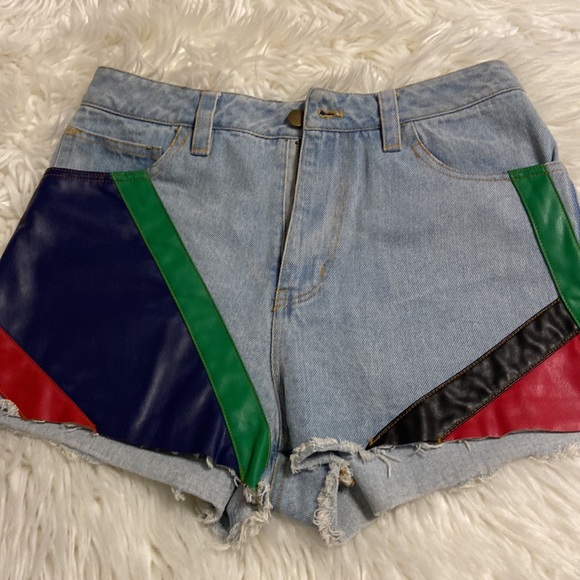 Urban Outfitters Shorts size 27 excellent condition high rise - Picture 8 of 8